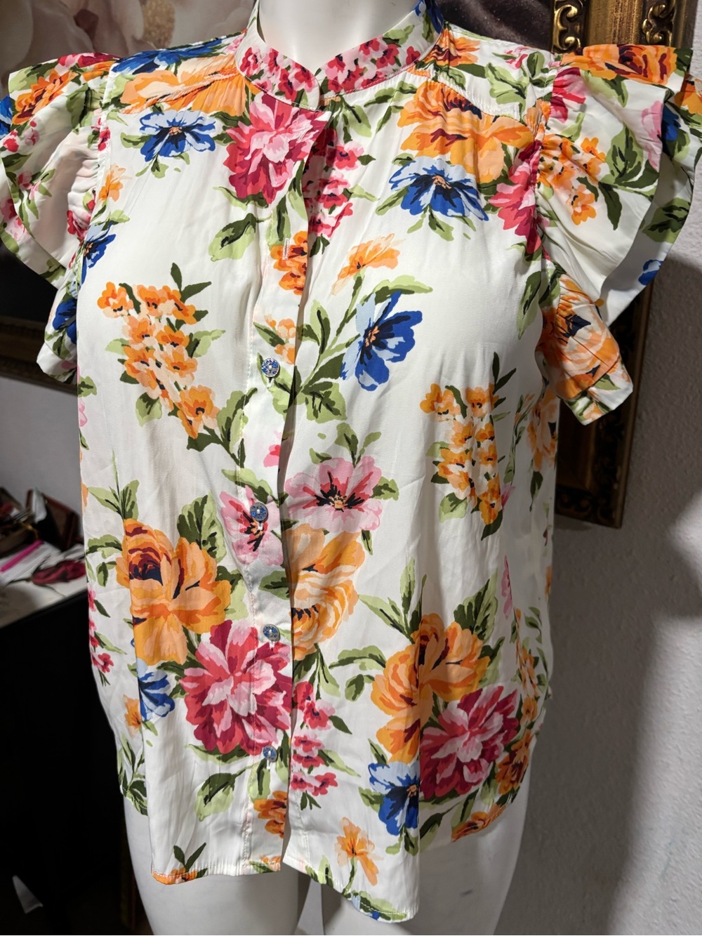 Rose & Olive Cream Floral Ruffle Sleeve Button-Up Blouse